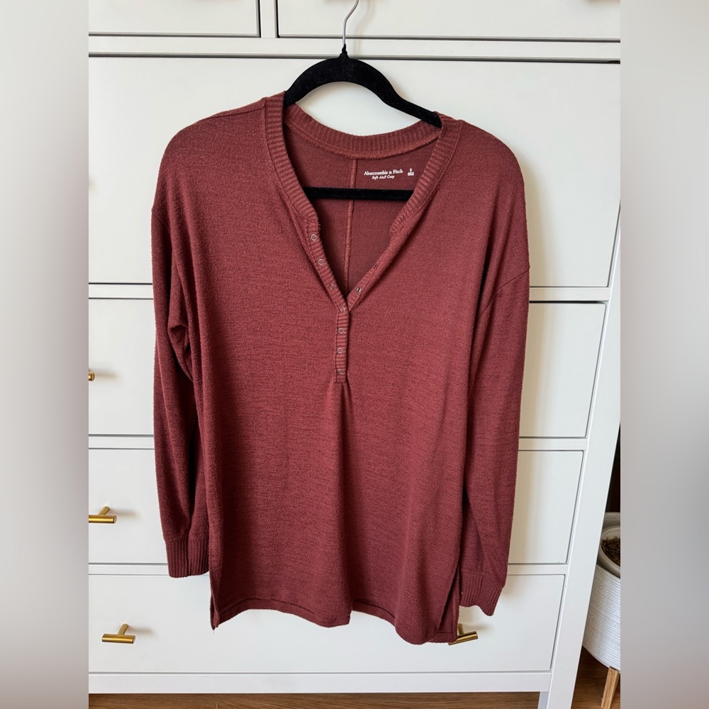 Abercrombie & Fitch Maroon Cozy Long Sleeve Henley Top